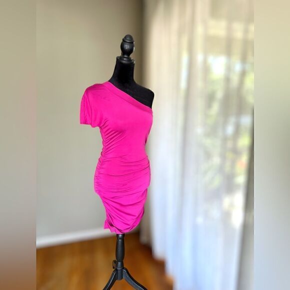 Marciano Body Con ruched dress Size SP - Picture 5 of 15